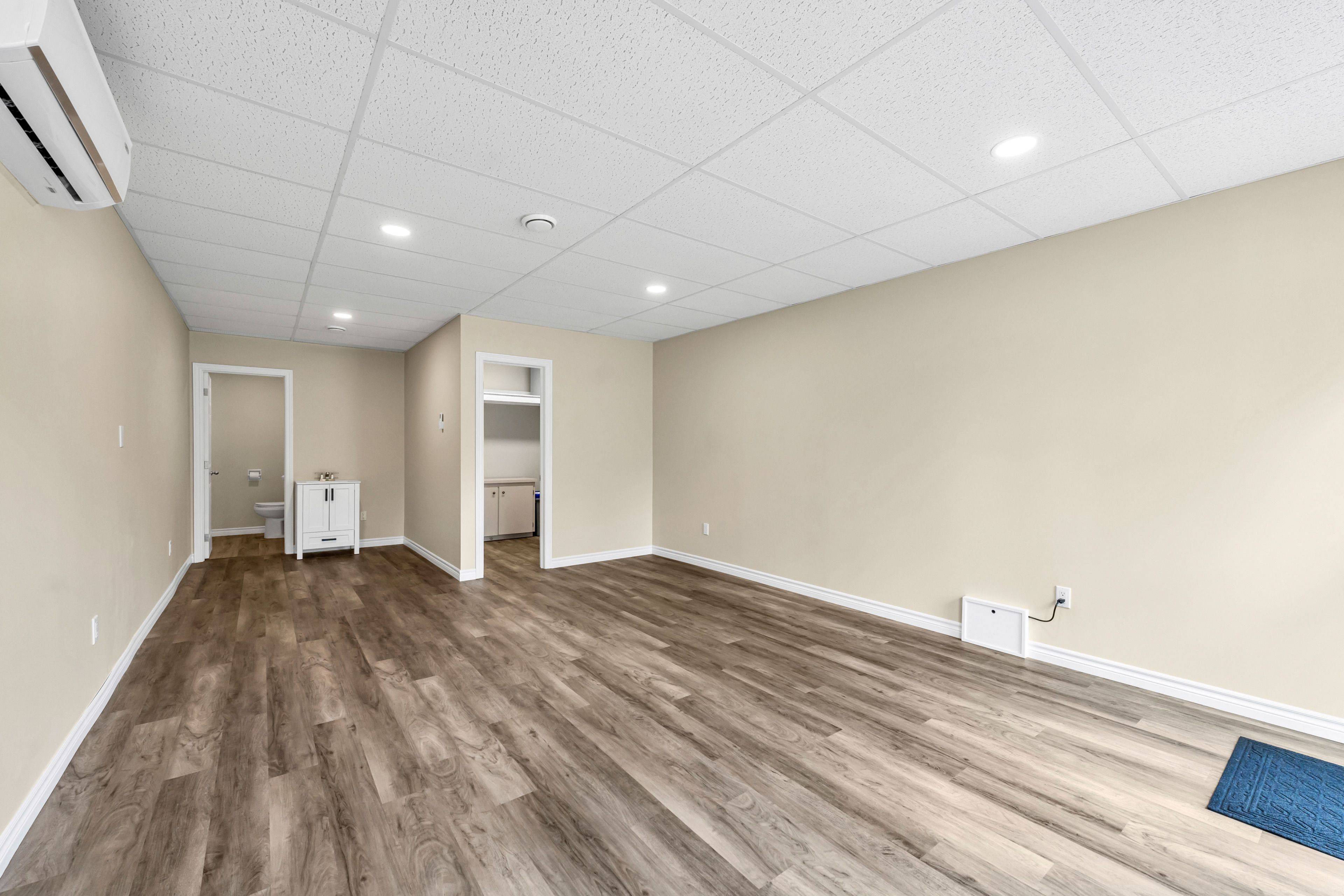Port Hope, ON L1A 3S4,111 Toronto RD