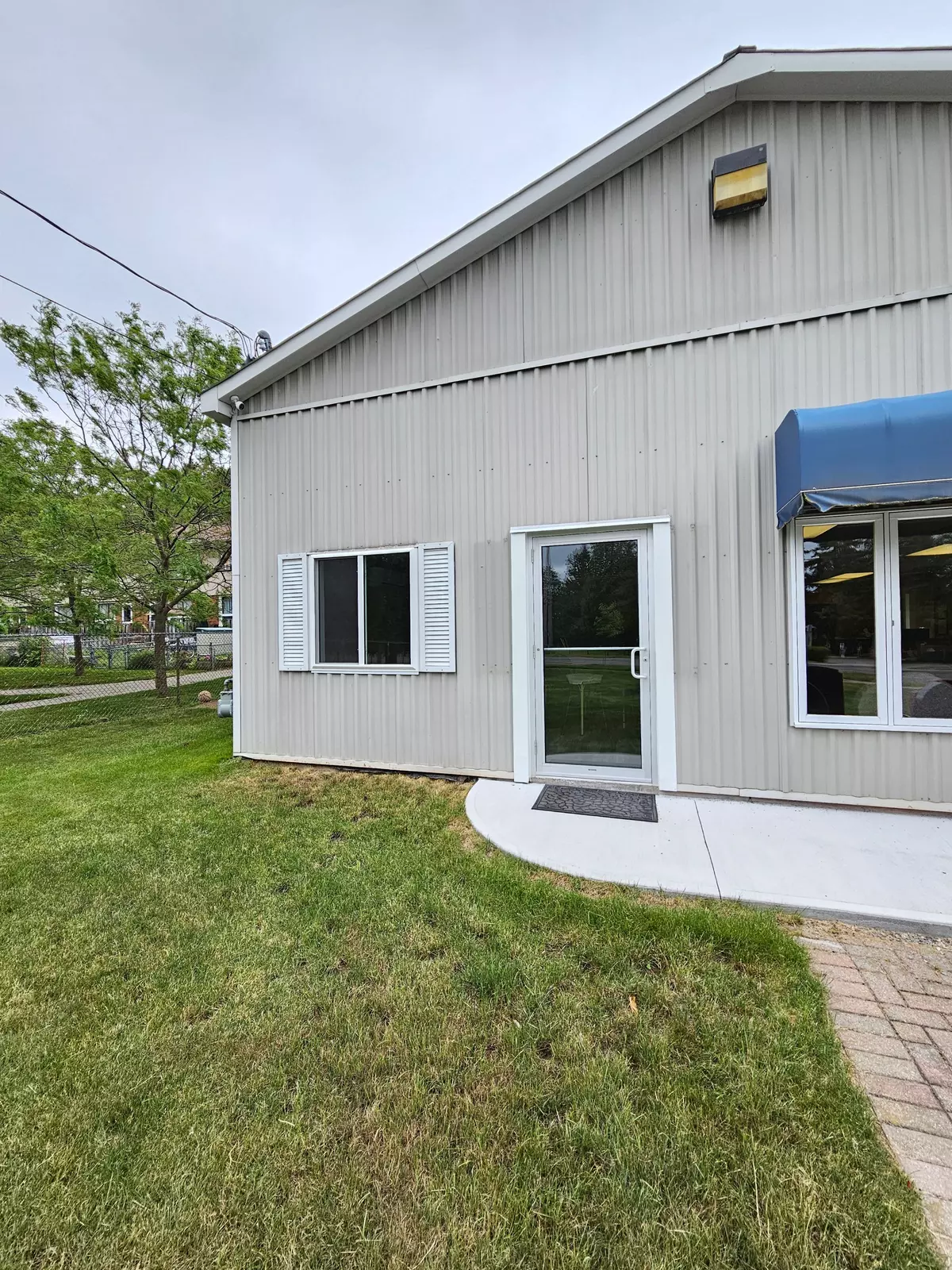 Port Hope, ON L1A 3S4,111 Toronto RD