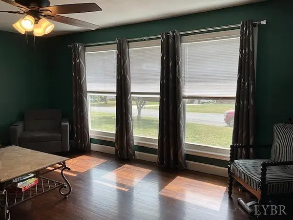 Vinton, VA 24179,514 Briarwood DR