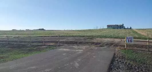 48033 295 AVE East, De Winton, AB T0L 0X0