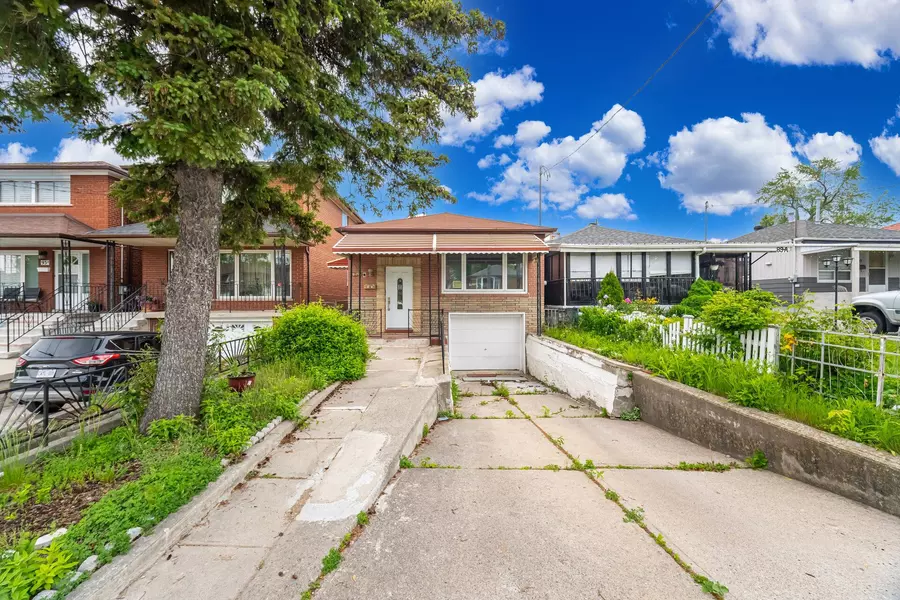 91 Laurel AVE, Toronto E04, ON M1K 3J8