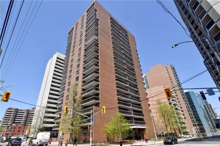 475 Laurier AVE W #1504, Ottawa Centre, ON K1R 7X1