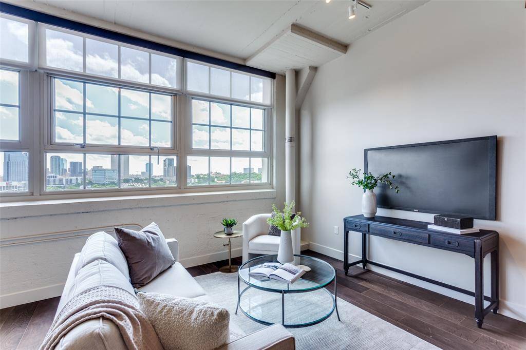 Fort Worth, TX 76107,2600 W 7th Street #2644