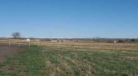 De Winton, AB T0L 0X0,48038 295 AVE E