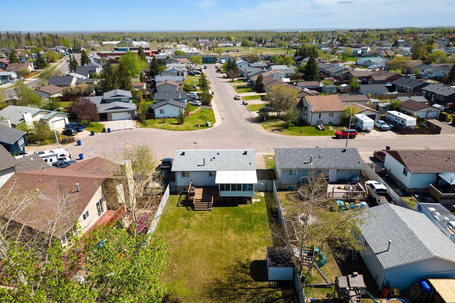 Fort Mcmurray, AB T9K 1P9,173 Oaks CRES