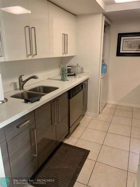 Miami, FL 33125,2415 NW 16th Street Rd #407-1