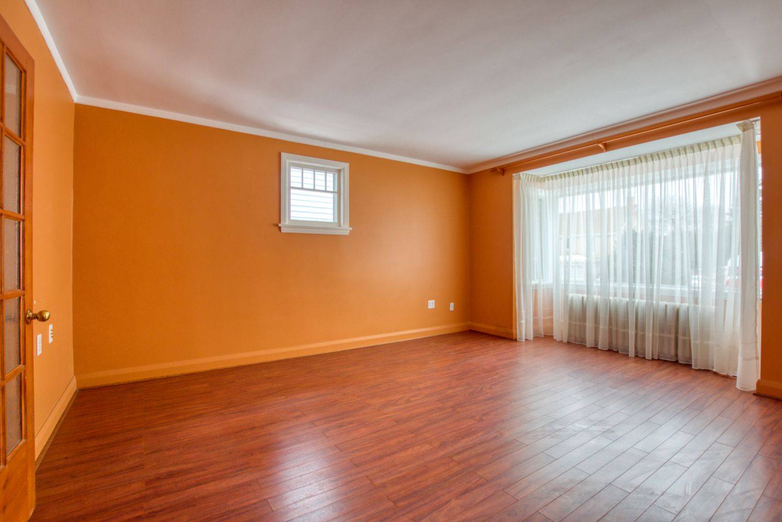 Brampton, ON L6X 1S5,23 Mill ST