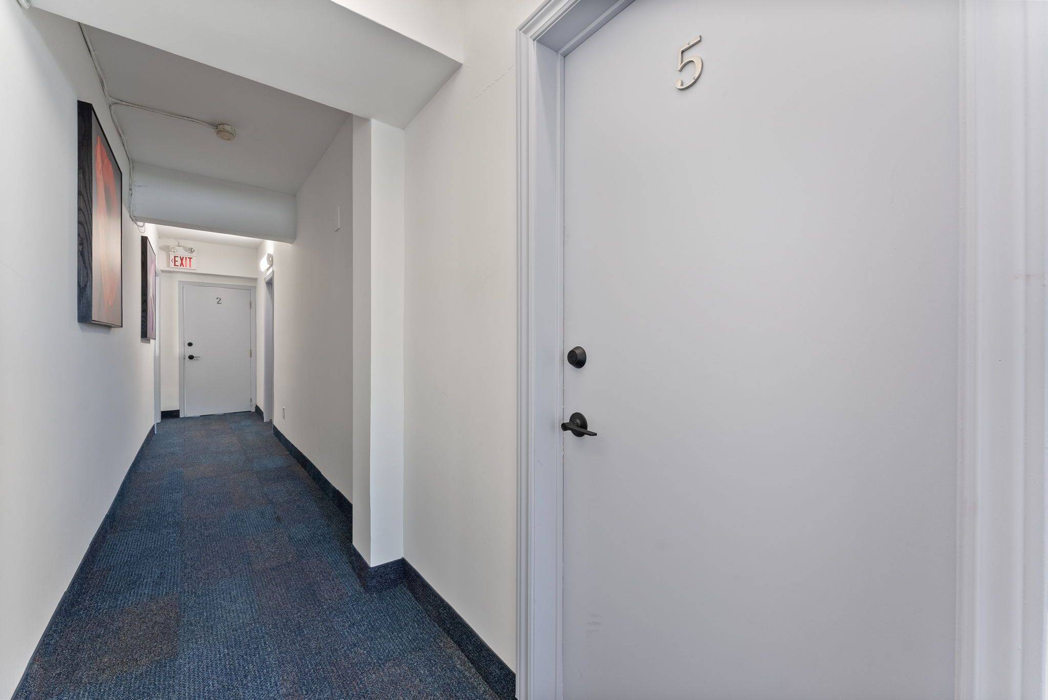 Burlington, ON L7T 3J1,985 Kingsway DR #5