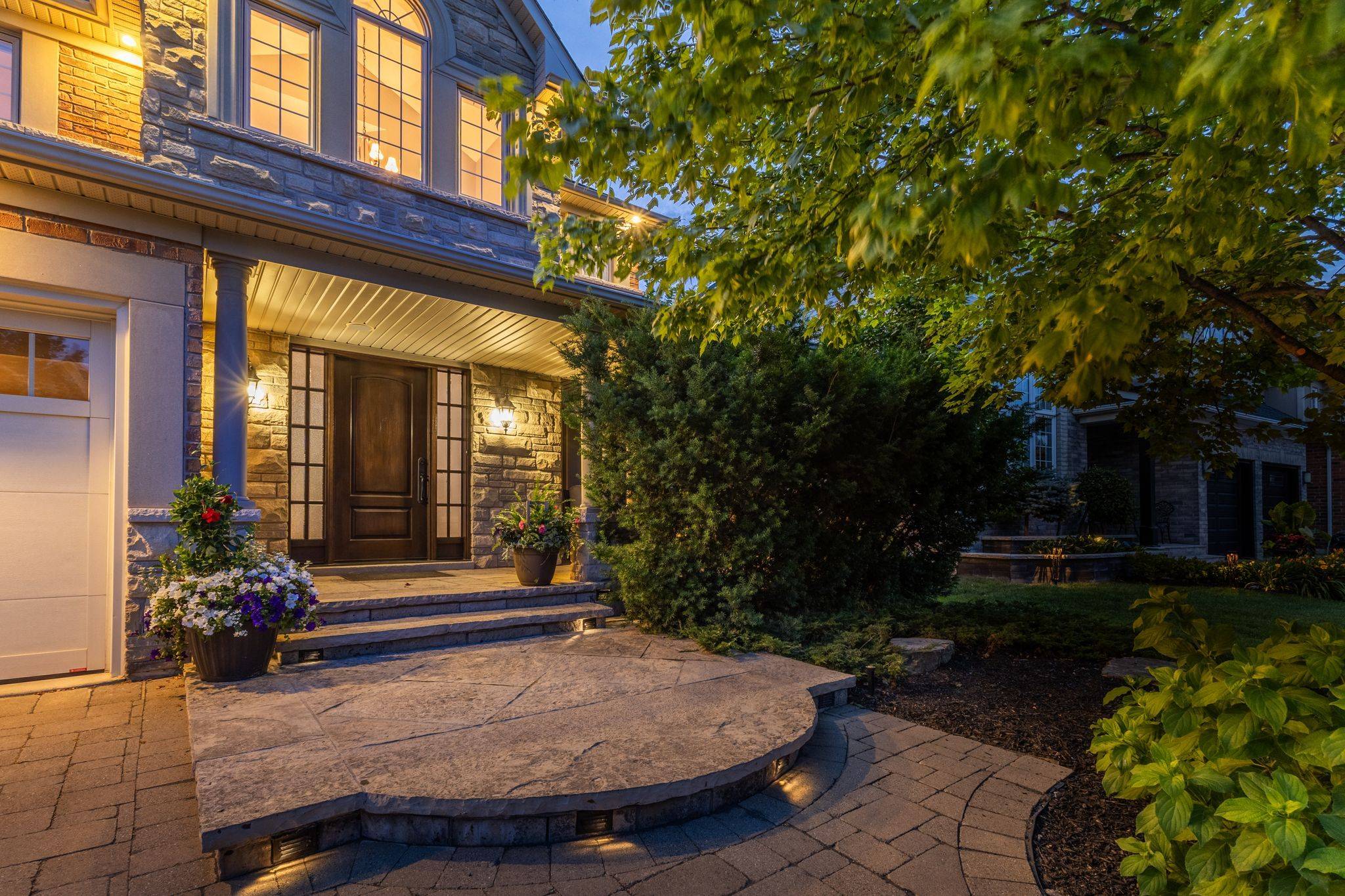 Burlington, ON L7M 5B9,4191 Kane CRES