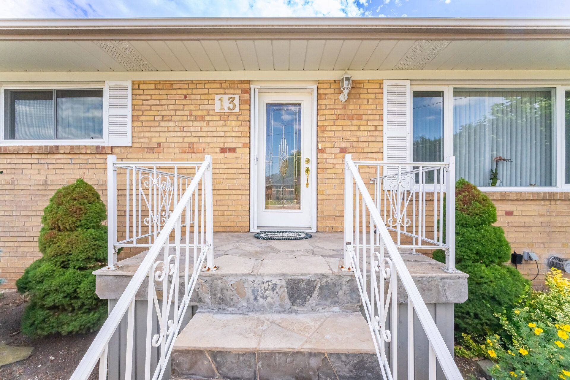 Halton Hills, ON L7G 1L9,13 Bairstow CRES