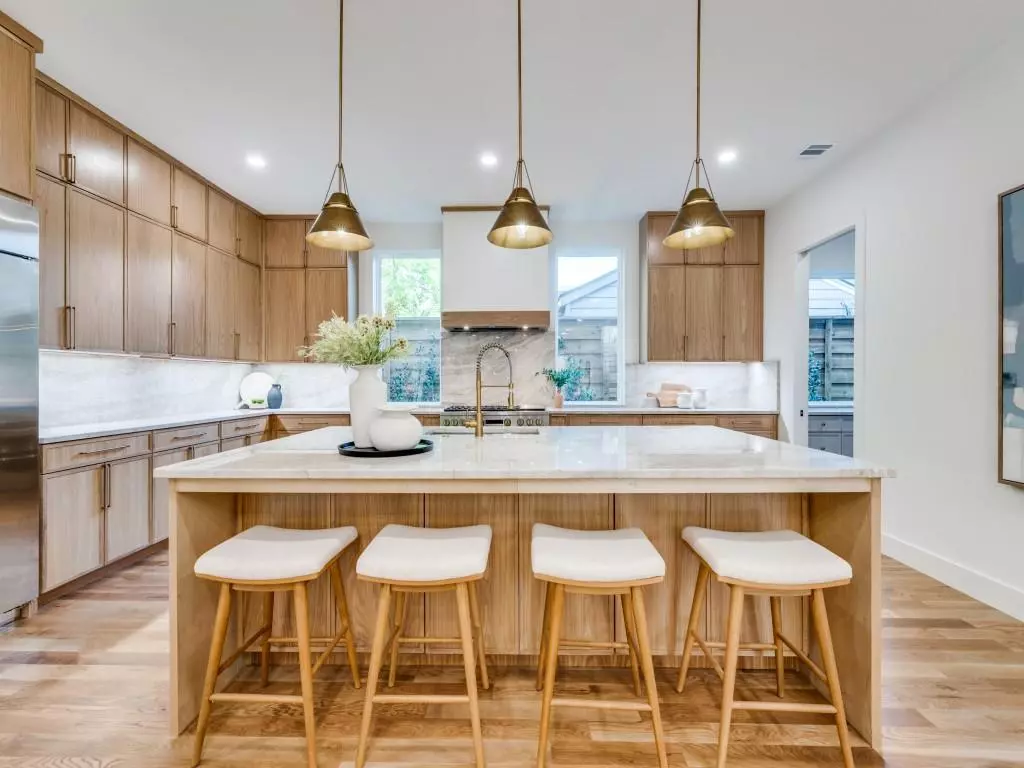 Dallas, TX 75220,3850 Davila Drive