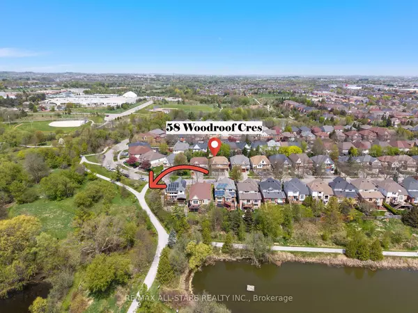 58 Woodroof CRES, Aurora, ON L4G 7H4