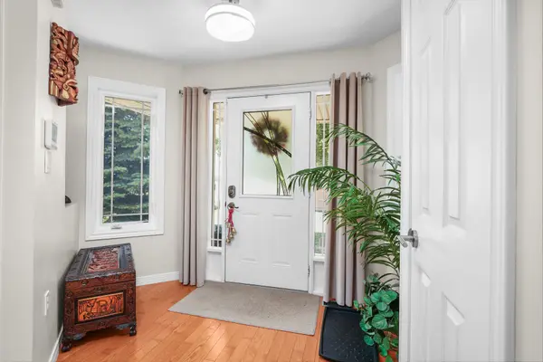 Hamilton, ON L0R 1P0,69 Periwinkle DR