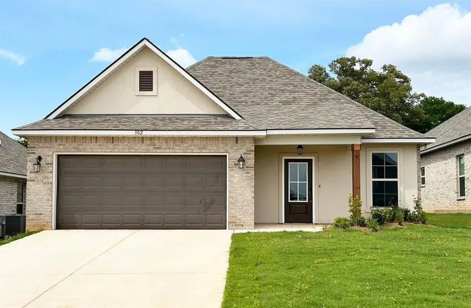 302 CESSNA Drive, Shreveport, LA 71106