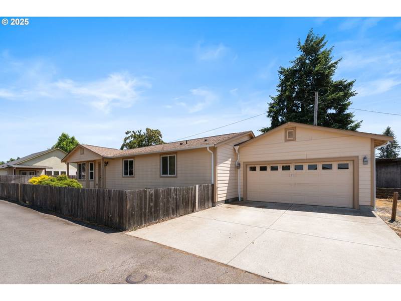 1264 OSTRANDER LN, Cottage Grove, OR 97424
