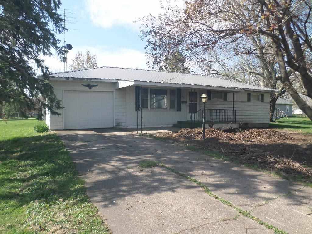 506 E Lafayette, Keota, IA 52248