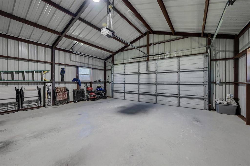 Collinsville, TX 76233,1111 Boren Road