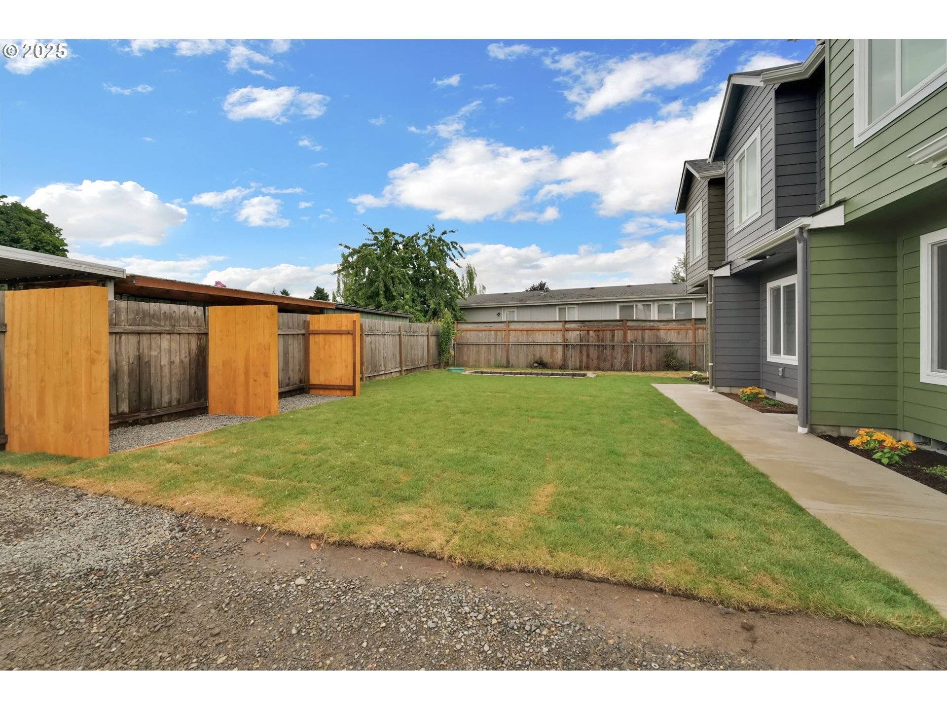 Eugene, OR 97402,4070 BARGER DR