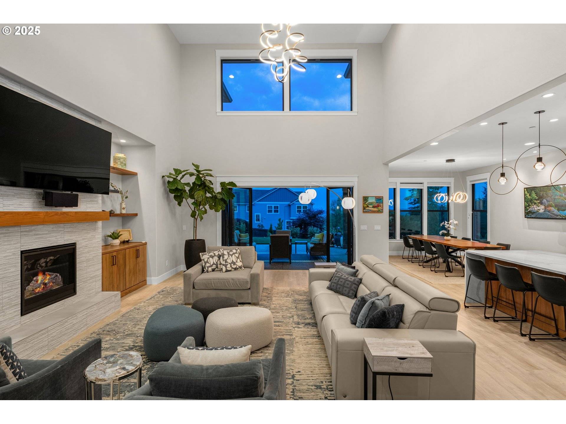 Washougal, WA 98671,985 W Magnolia Loop