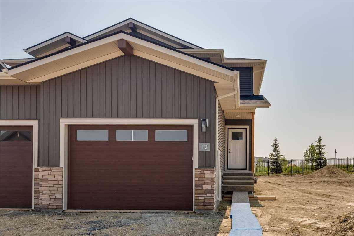 12 Springfield BLVD, Sylvan Lake, AB T4S 0S5