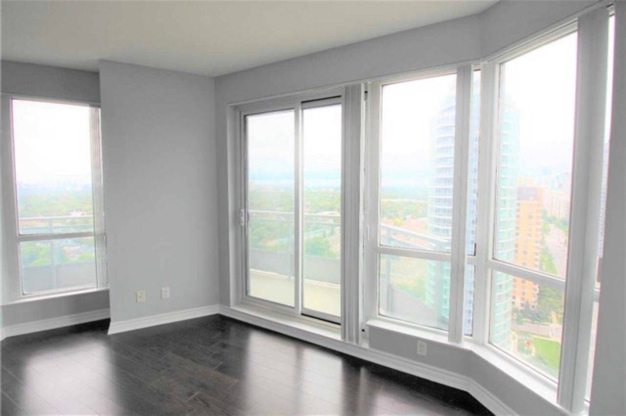 Toronto C14, ON M2N 0E1,18 Holmes AVE #1903