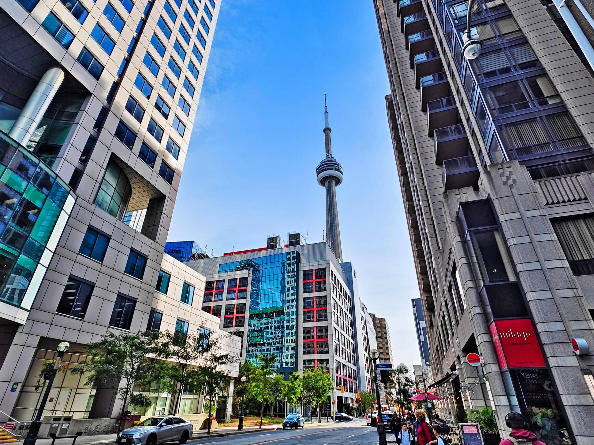 Toronto C01, ON M5V 0C4,8 Mercer ST #411