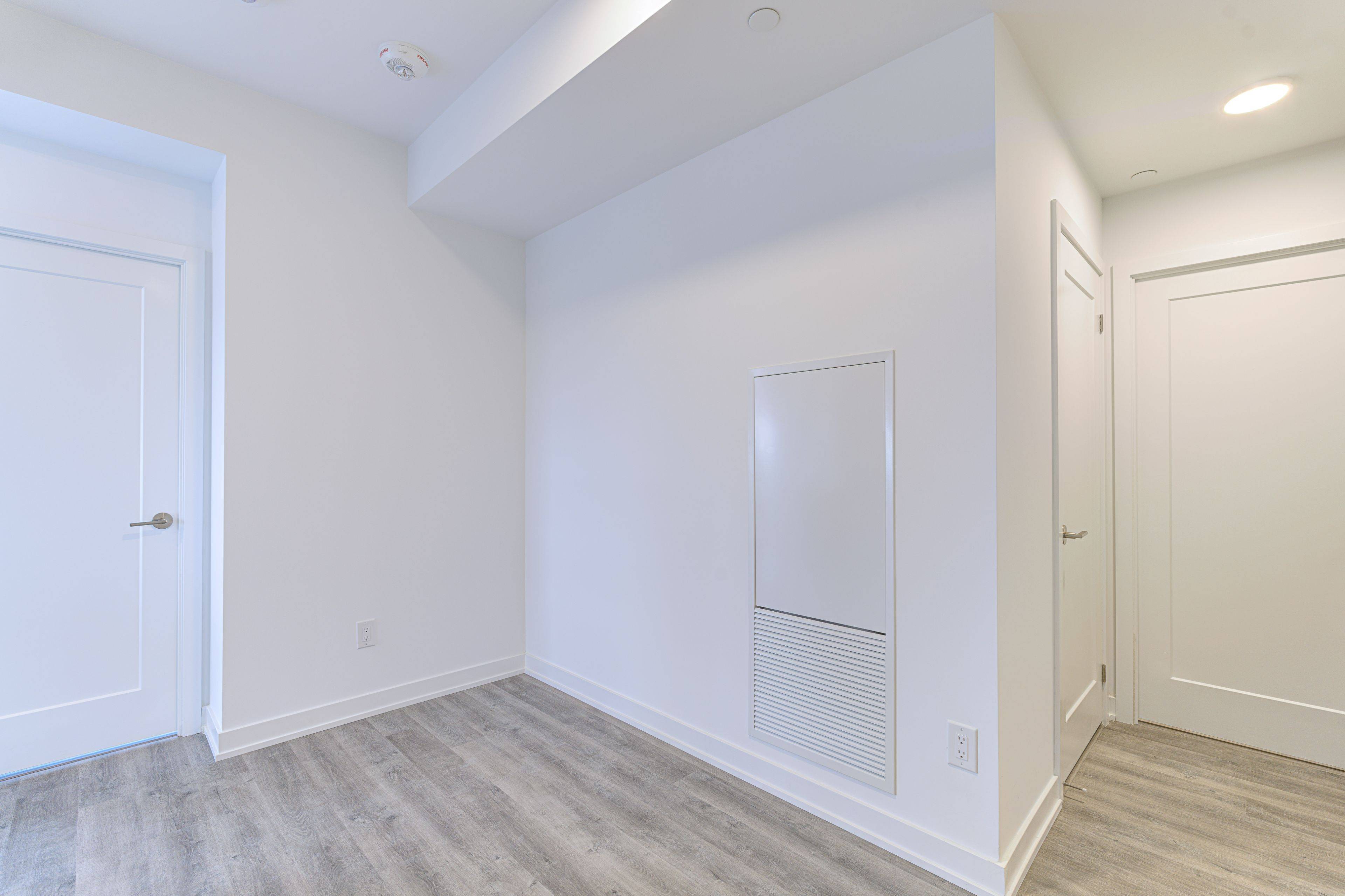 Mississauga, ON L4Z 3X7,5105 Hurontario ST #1108