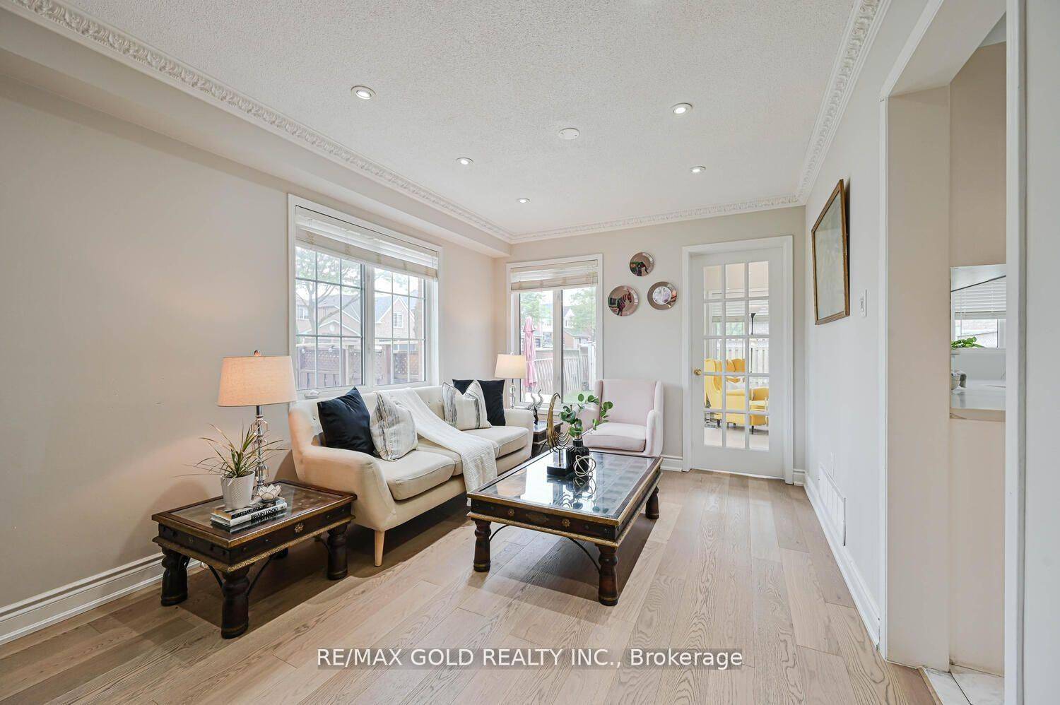 44 Ribbon DR, Brampton, ON L6R 2C5