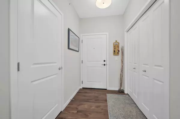 Calgary, AB T3M3H4,30 Mahogany Mews Southeast #404
