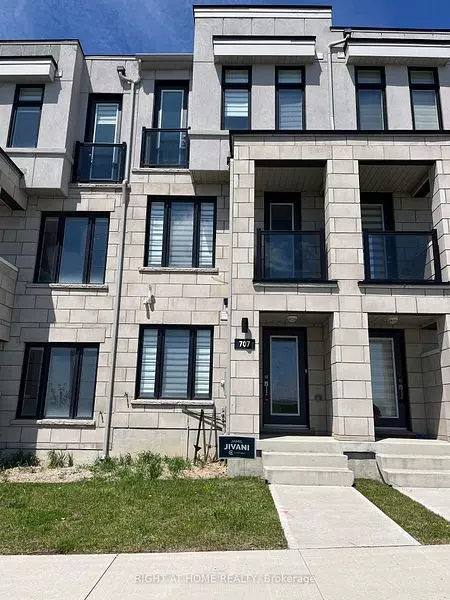 707 Port Darlington RD, Clarington, ON L1C 7G3