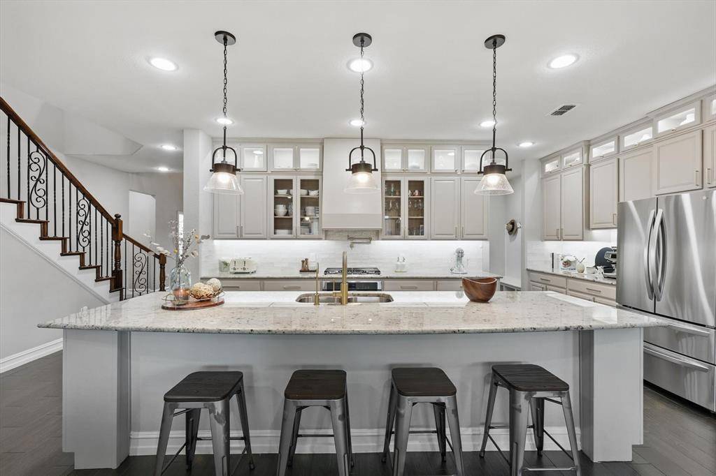 1146 Berrydale Drive, Northlake, TX 76226