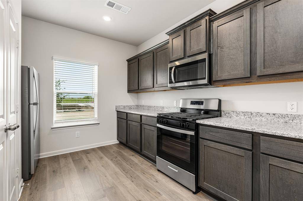 Venus, TX 76084,512 A D Crain Street