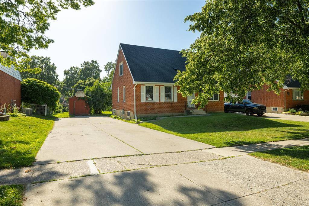 Sarnia, ON N7V 3T6,1329 KIM Street