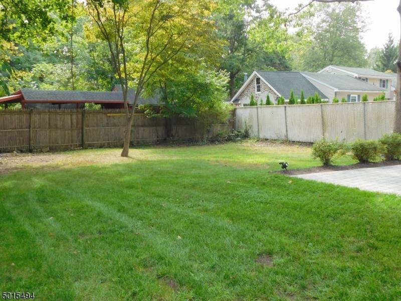 Livingston Twp., NJ 07039,10 Wardell Rd