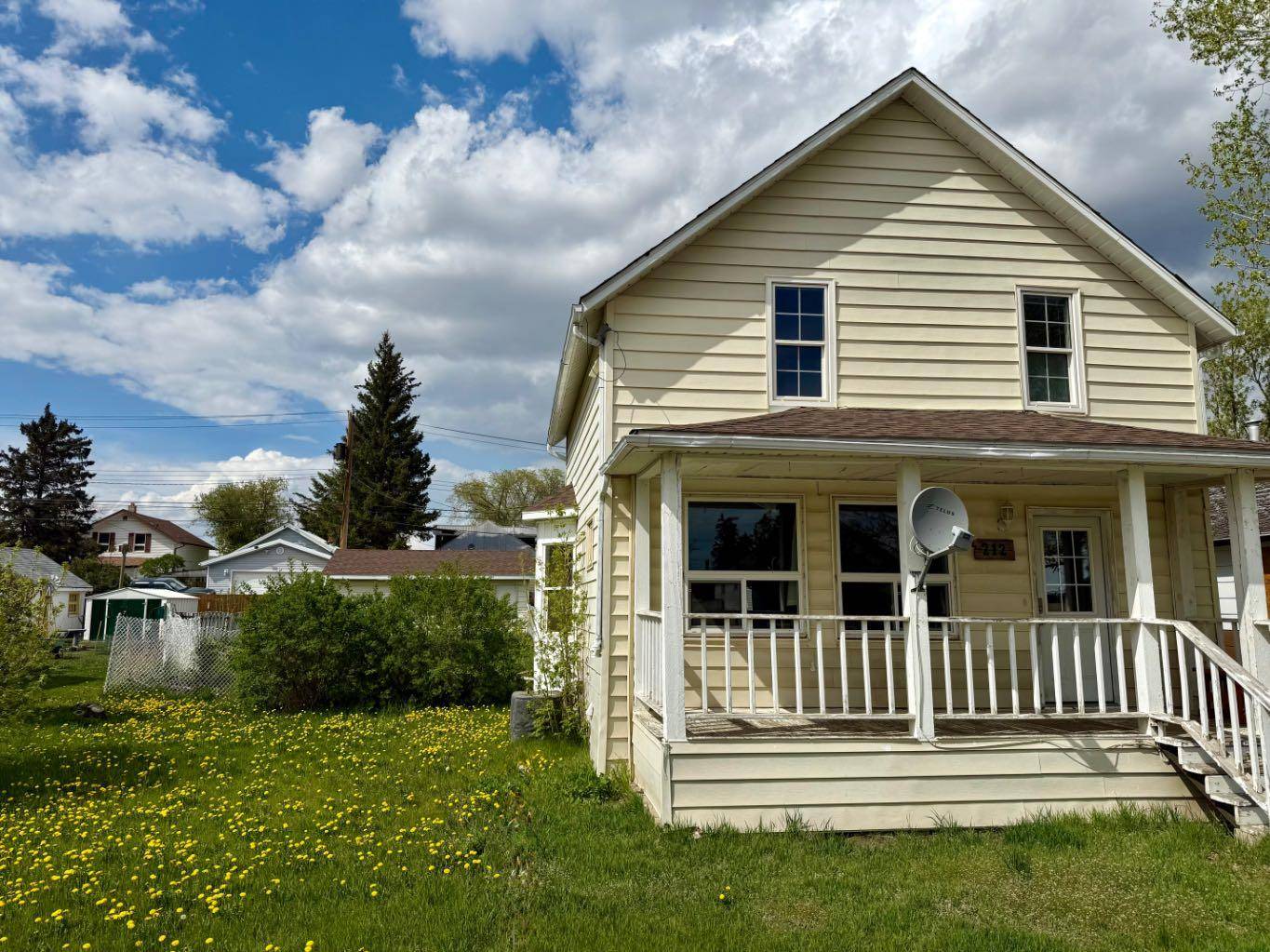 Hanna, AB T0J1P0,212 4 AVE W