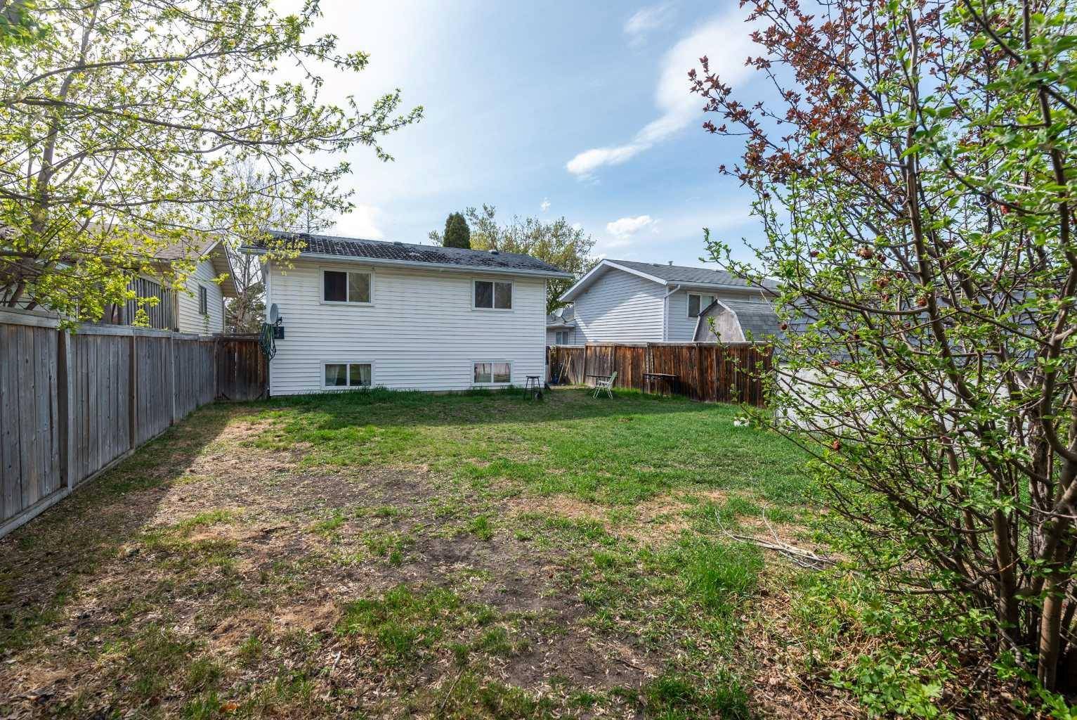 Lloydminster, SK S9V 1X5,3005 46 AVE