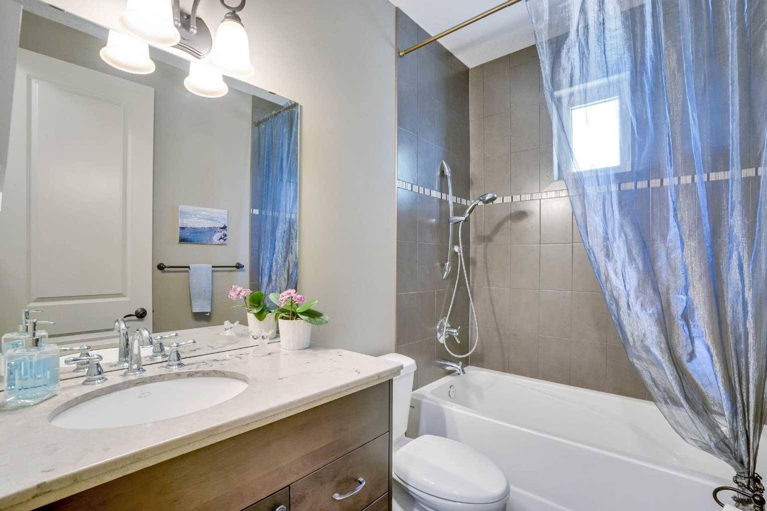 Calgary, AB T2Y 0H2,511 Evergreen CIR SW