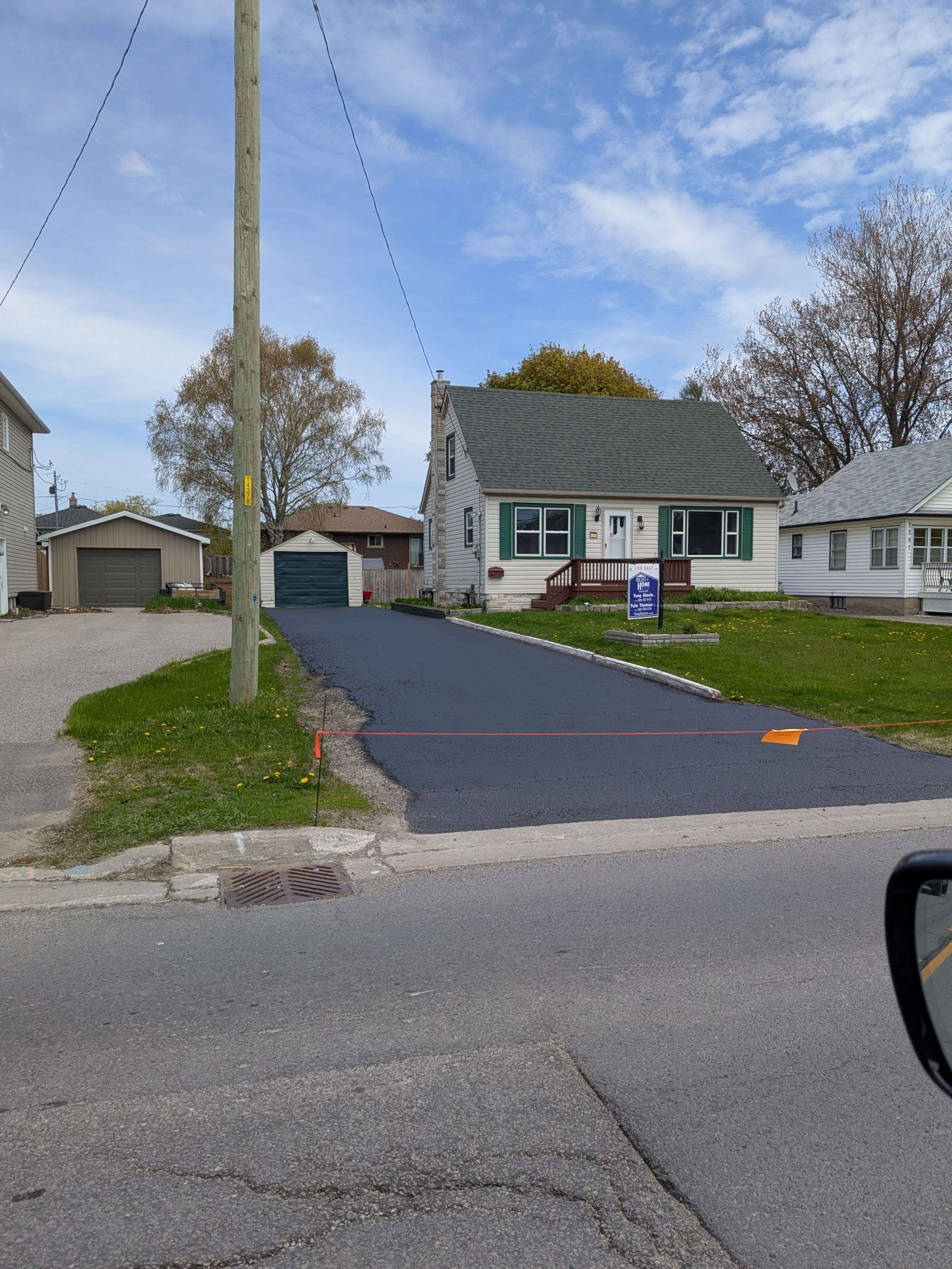 1275 Simcoe ST S, Oshawa, ON L1H 4M1