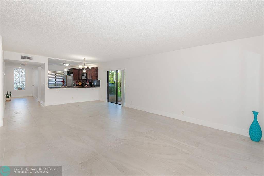 Weston, FL 33326,340 Racquet Club Rd #101