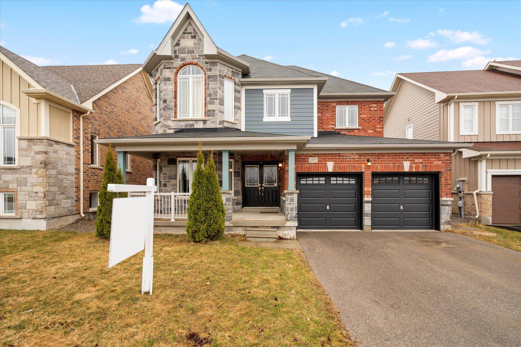 Innisfil, ON L0L 1W0,1377 Lormel Gate