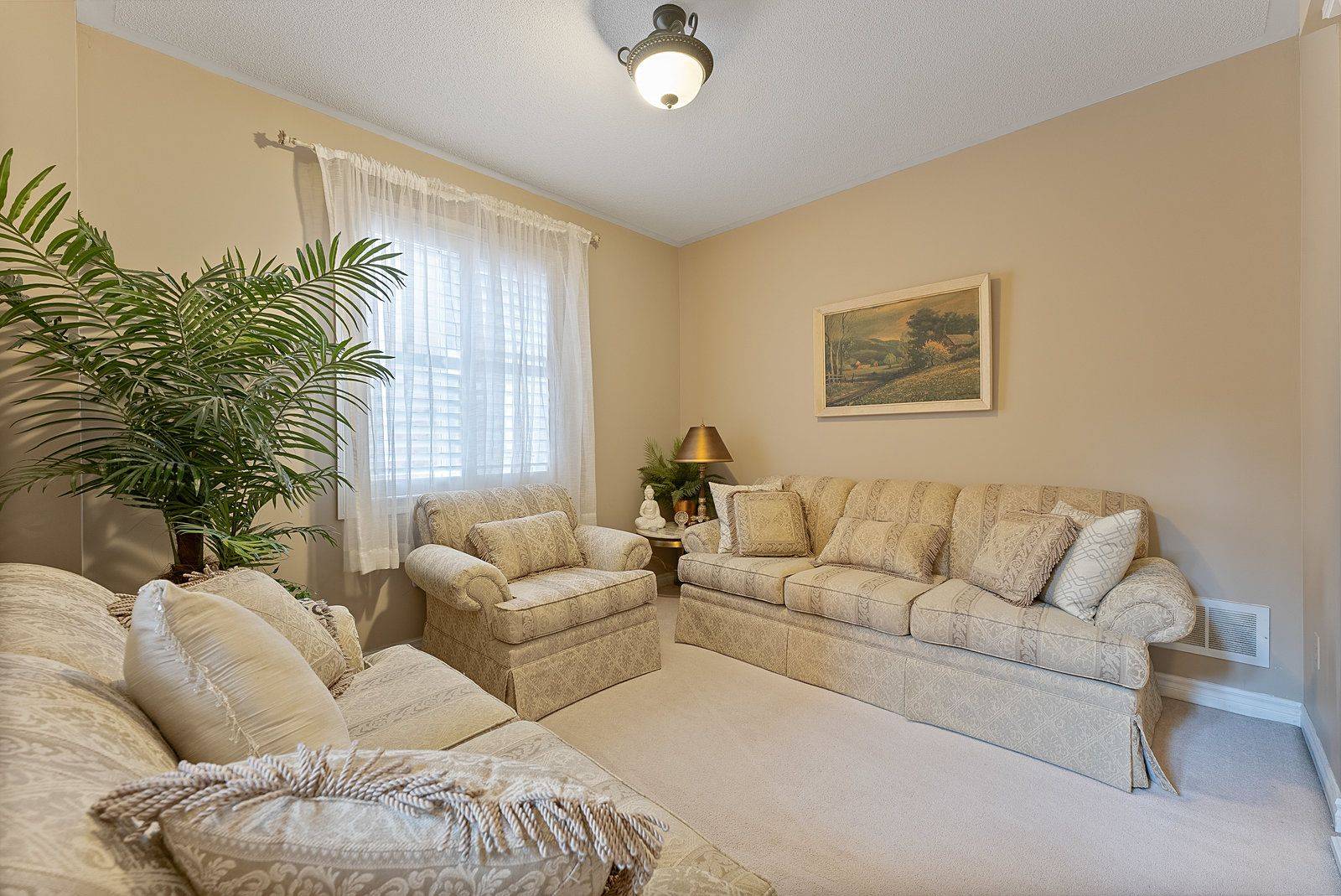 Brampton, ON L6P 1M9,90 Brunetta WAY