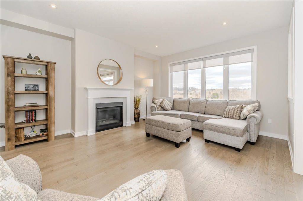 Woolwich, ON N0B 1M0,262 Dolman ST