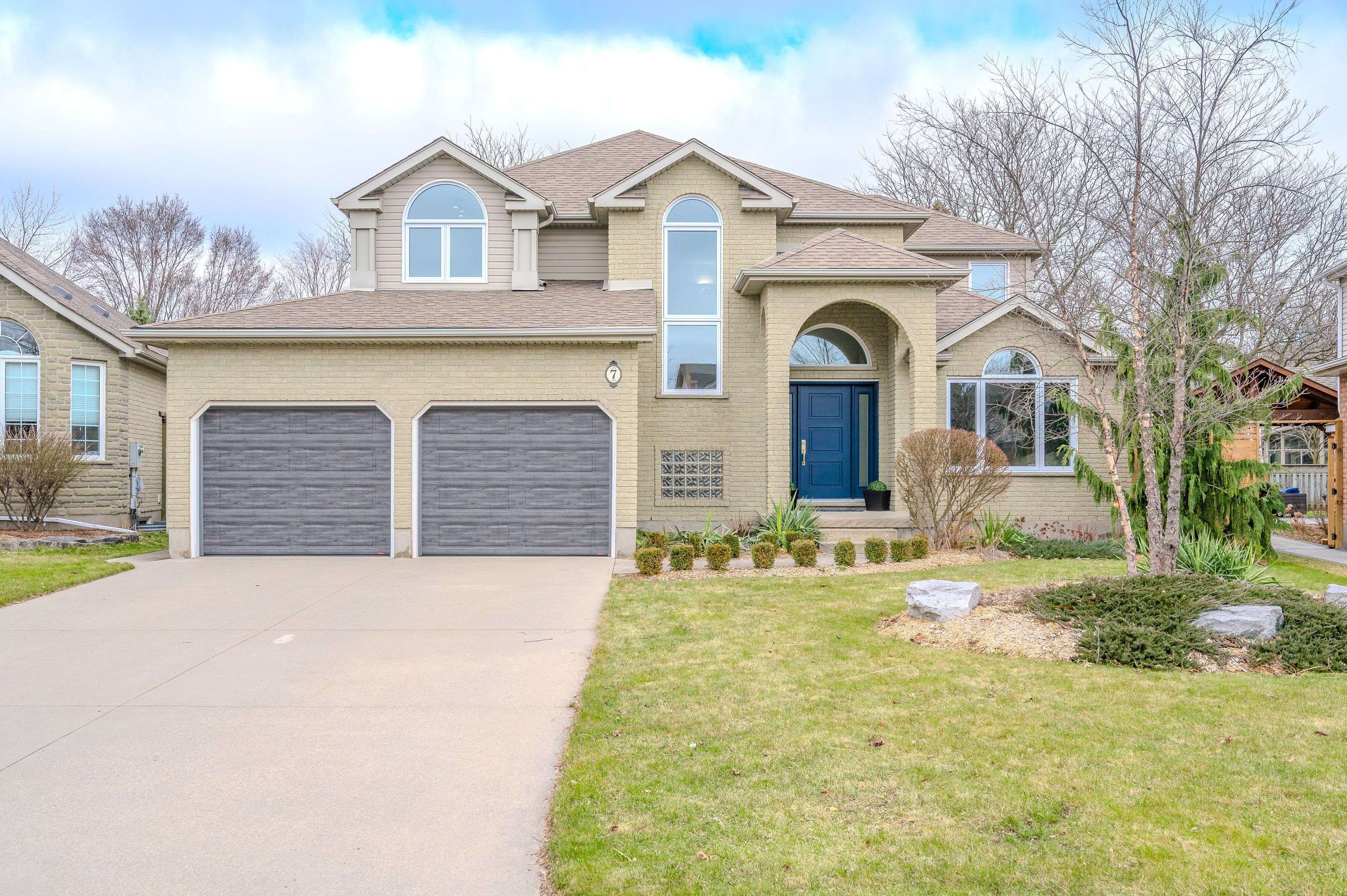 7 Elderberry CT, Guelph, ON N1L 1K3