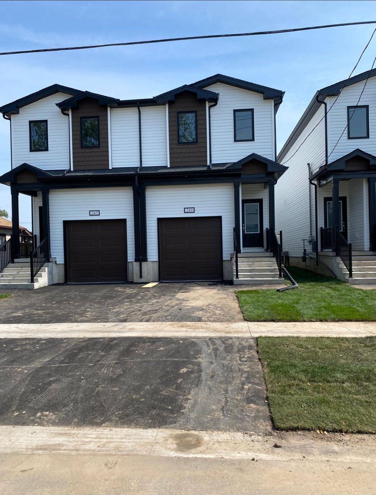 249 Dain AVE #Basement, Welland, ON L3B 3E7
