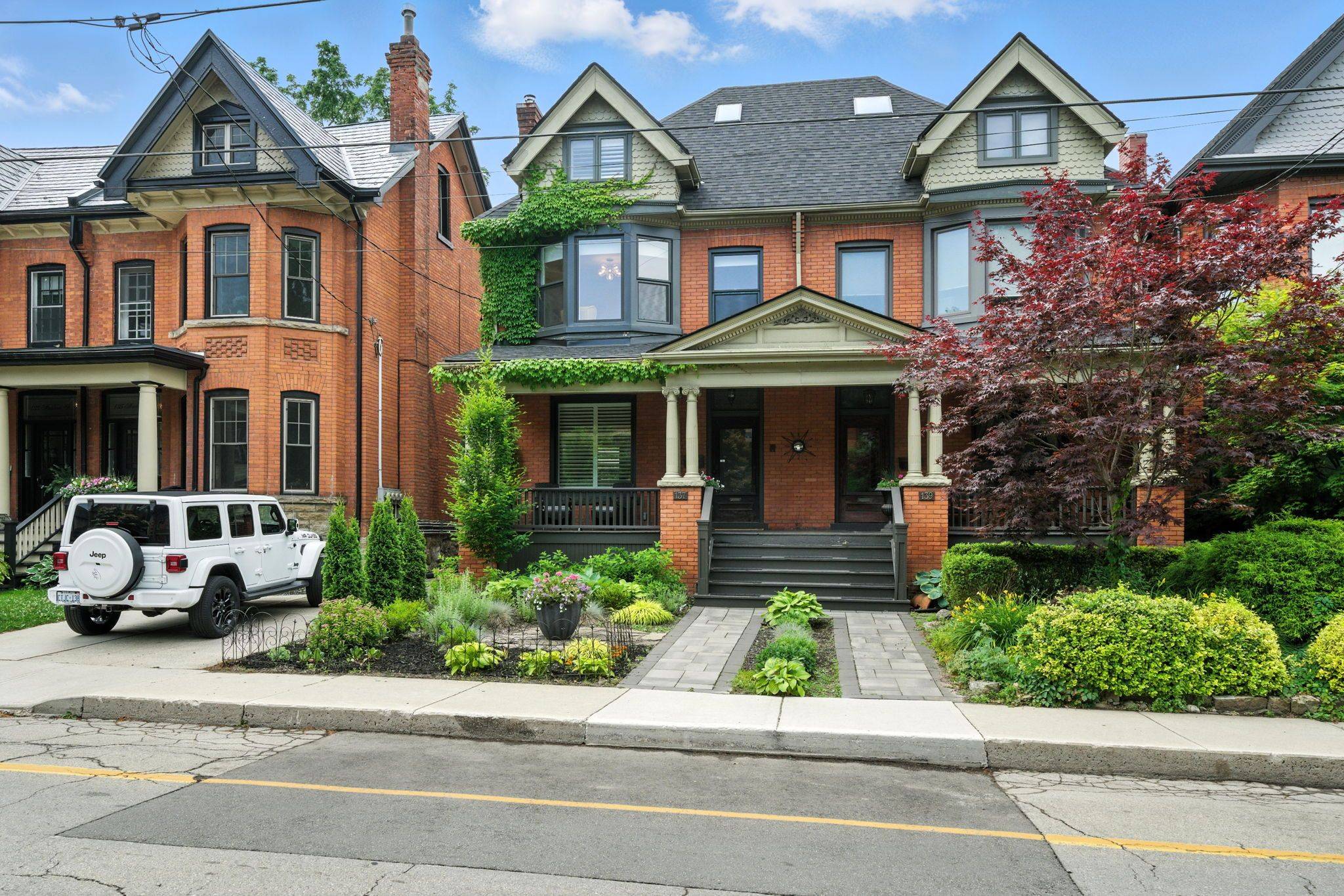 137 Markland ST, Hamilton, ON L8P 2K3