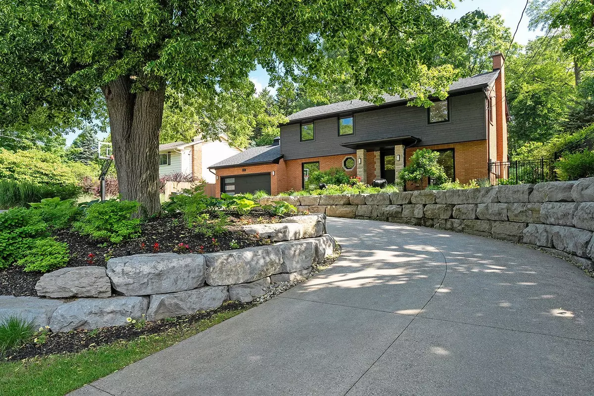 Hamilton, ON L9G 1L3,111 Judith CRES