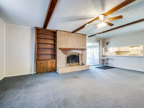 1310 Greenbriar Street, Denton, TX 76201