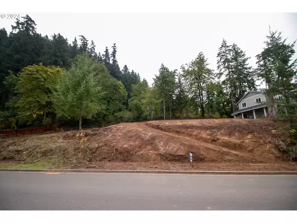 6225 FOREST RIDGE RD, Springfield, OR 97478