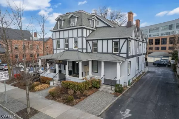 31 S Fullerton Ave, Montclair Twp., NJ 07042