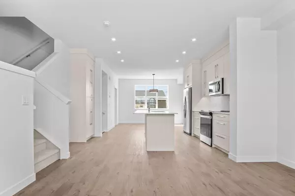 Chestermere, AB T1X 2R7,237 Dawson Way